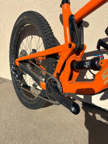 Santa cruz hightower - santa, med